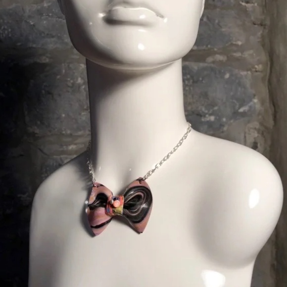 Guillotine "Papillon" bow tie necklace #124 - Picture 2 of 2